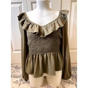 Altar'd State Babydoll Shirt Green Size Medium Cottage Core Aesthetic